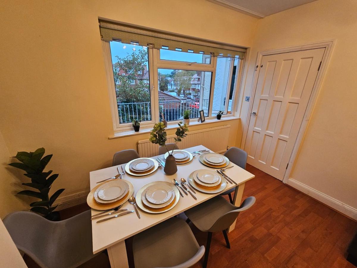 Large 4 Bedrooms Golders Green 伦敦 外观 照片