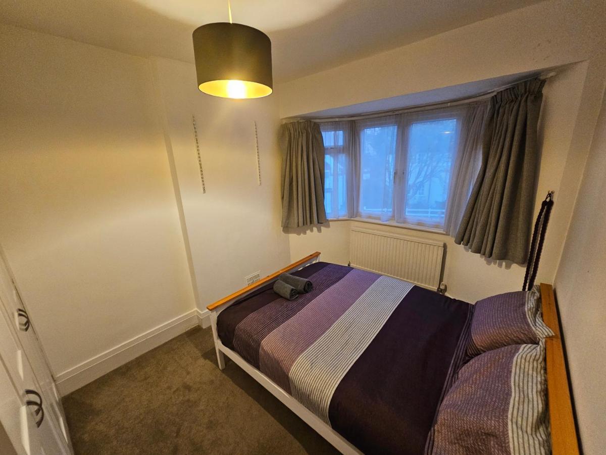 Large 4 Bedrooms Golders Green 伦敦 外观 照片
